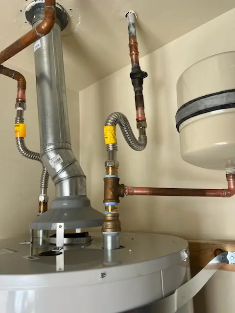 Water heater installation and plumbing repair in Osborne Heights